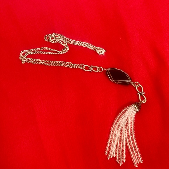 Art Deco style necklace, black and silver, with white tiny beaded tassel. - Picture 2 of 6